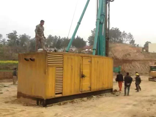 长春如何判断水冷式机油散热器密封件是否需要更换？